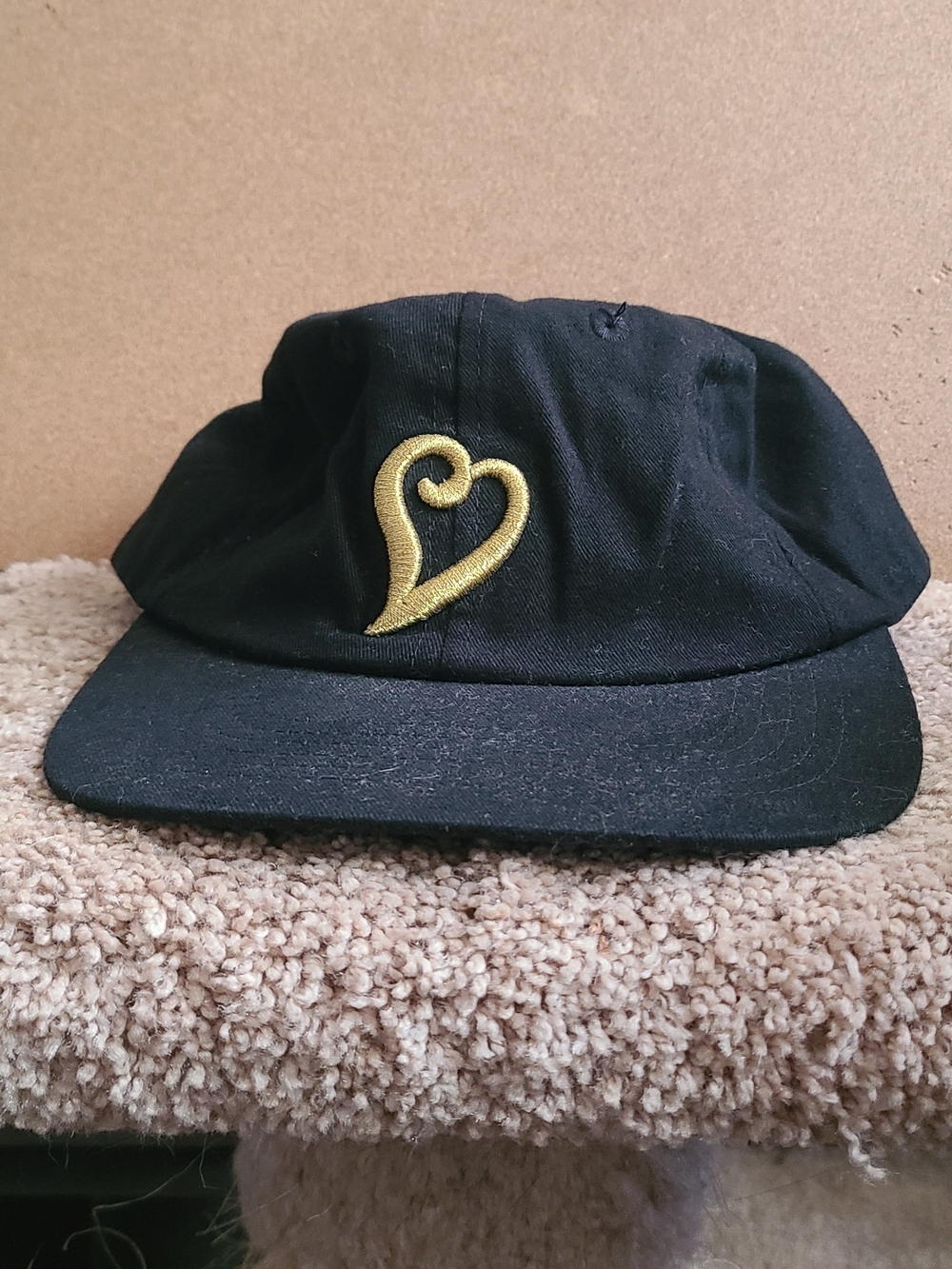 VICTORIA SECRET Unisex Embroidered Hook & Loop Adj Cap Hat